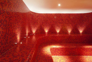 Trend-red-steam-room-2